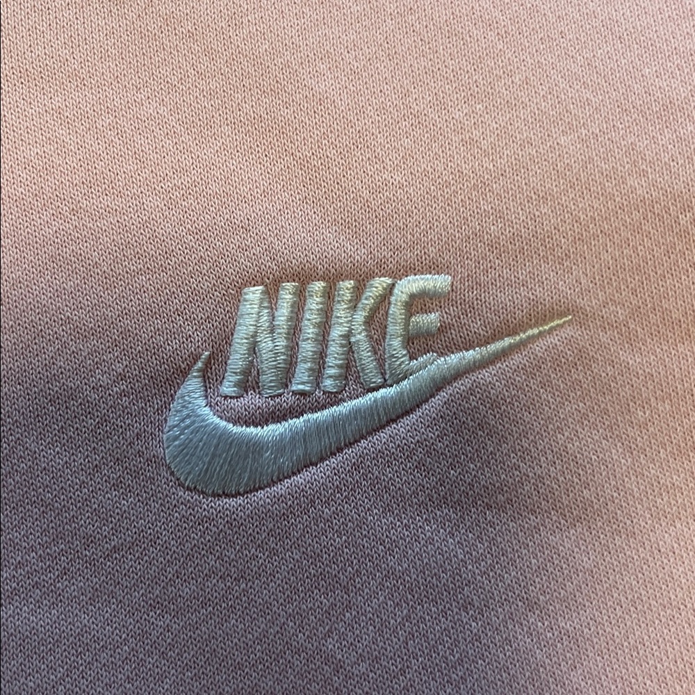 Nike Women's Soft Pink Crewneck Sweatshirt - Picture 3 of 5